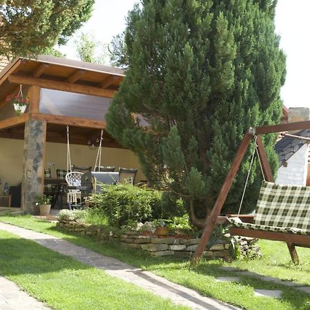Žltý domček - Apartmán Švábovce Exteriér fotografie