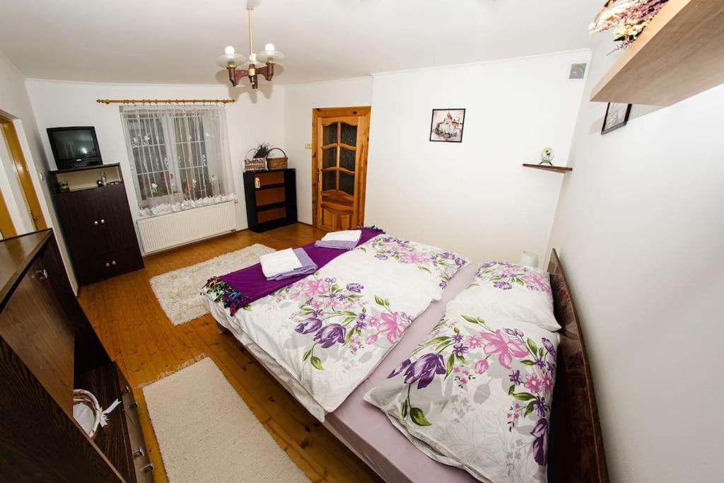 Žltý domček - Apartmán Švábovce Exteriér fotografie