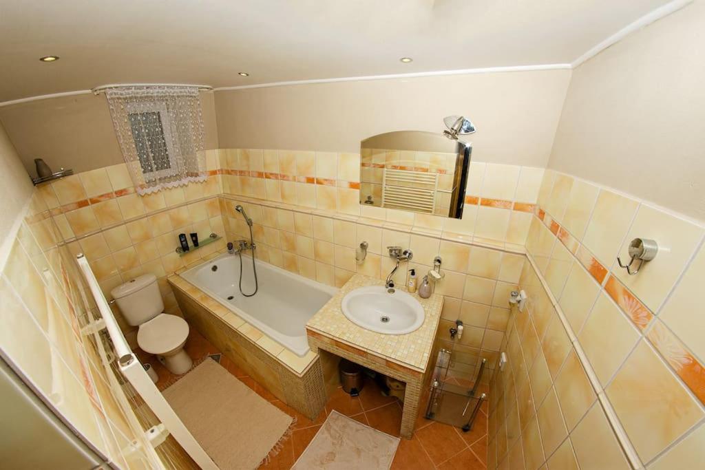 Žltý domček - Apartmán Švábovce Exteriér fotografie